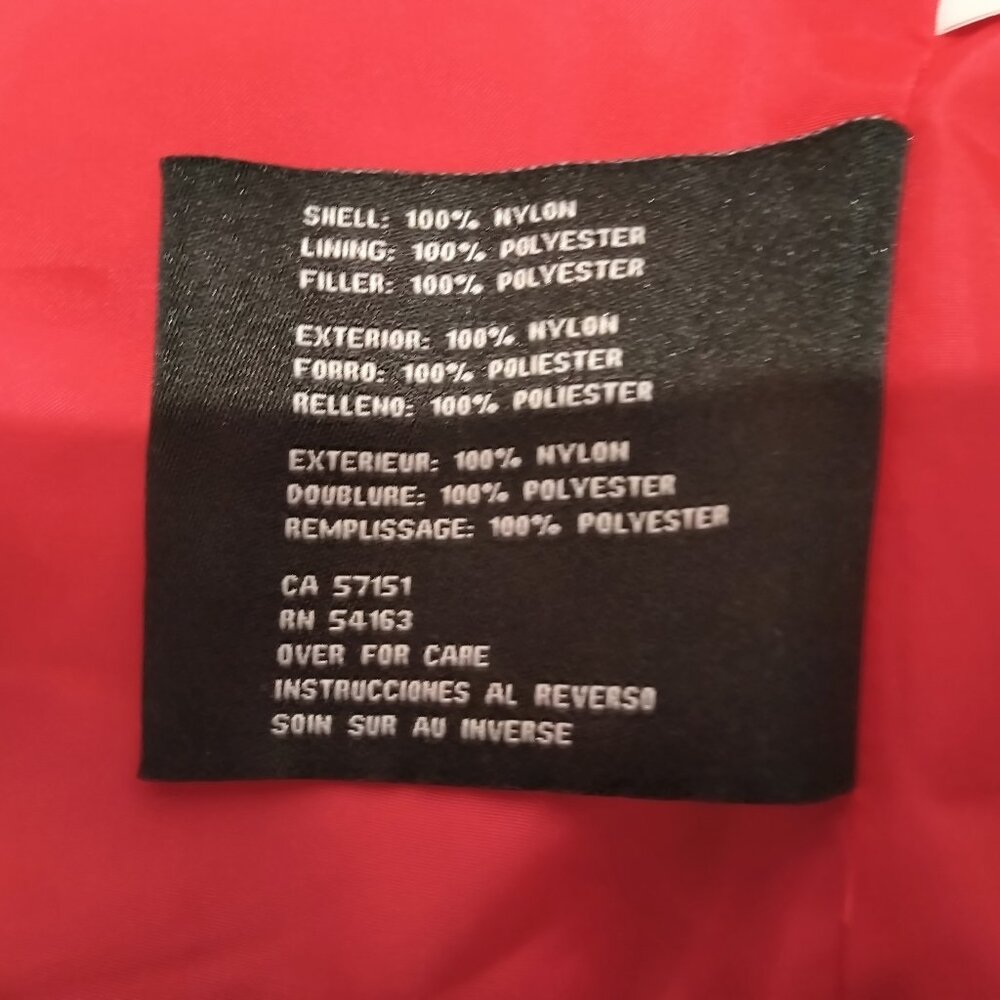 Guess  Women's Red Puffer Vest  Size M - Picture 7 of 7